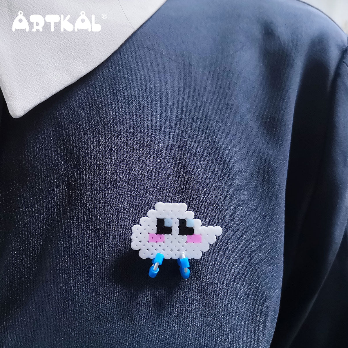 Cloud Brooch - By Mini Beads