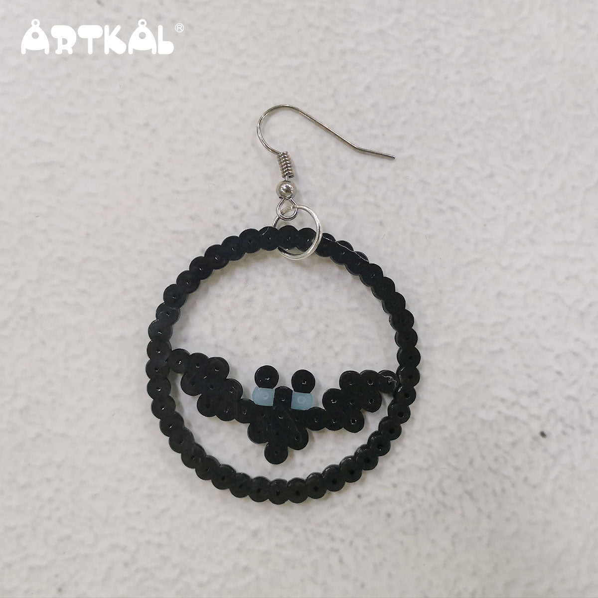 Halloween - Round & Bat Earring - by Mini Beads