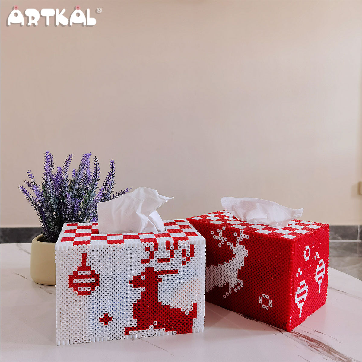 Chritmas Tissue Box - By Midi Beads