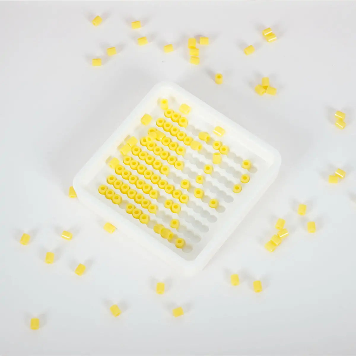 2-Piece Tray For Mini Beads (Random Color)