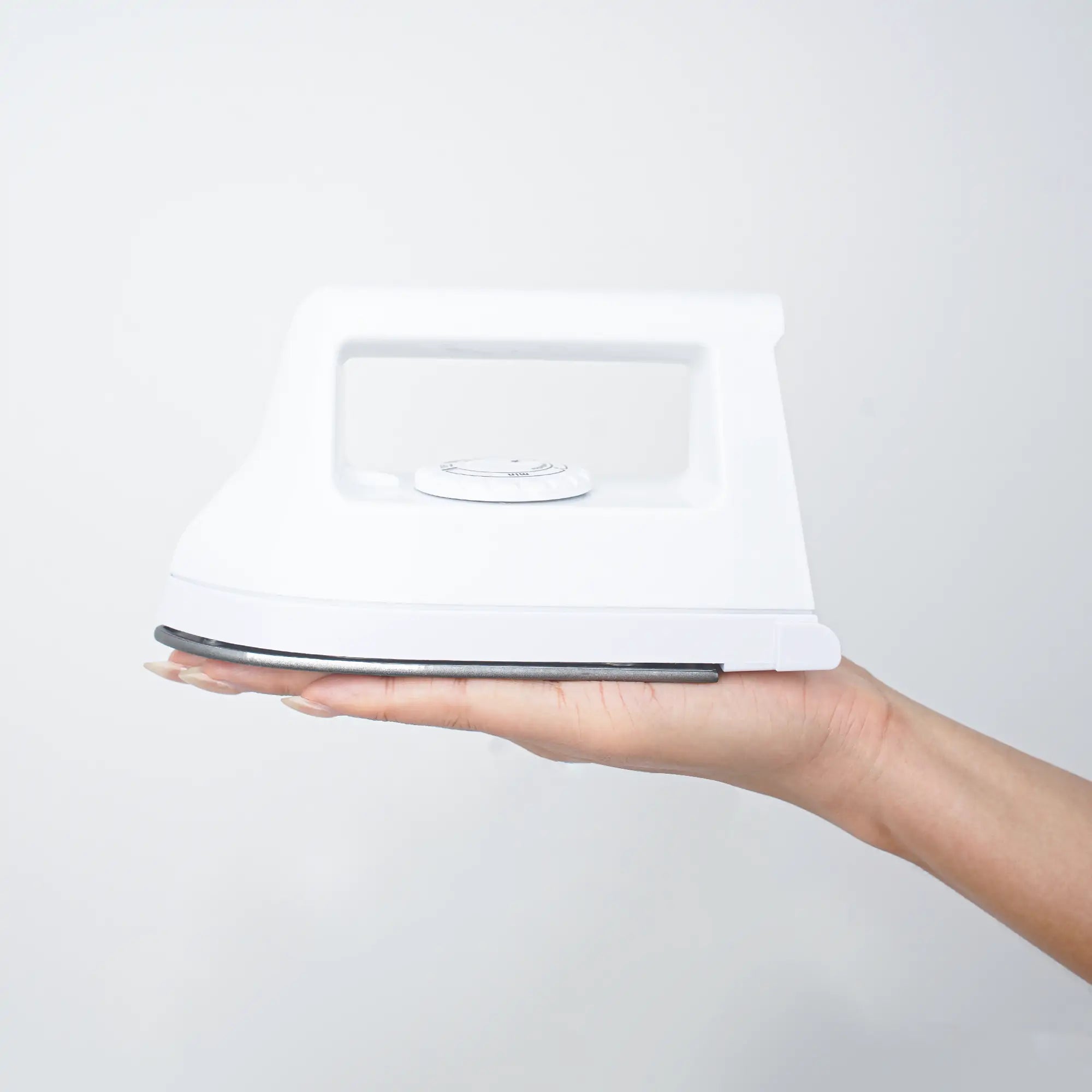 Artkal White Mini Iron